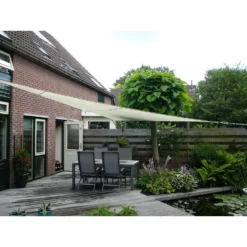 Sunfighters 90 Graden Driehoek 3x3x4,2 Ivoor -Exporteren Tuin Verge Winkel 0c6802a52e394854b10648f2539c8301